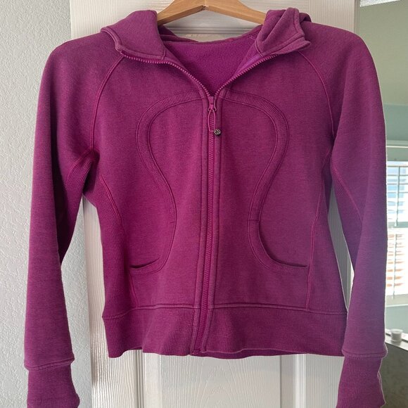 Lululemon Scuba Hoodie in Magenta size 8 - Picture 2 of 3